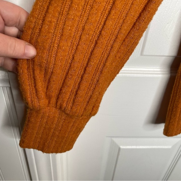 Maeve Rafela Hacci Surplice Top in Gold Bohemian Comfy Cozy Oversized XS - Picture 9 of 14